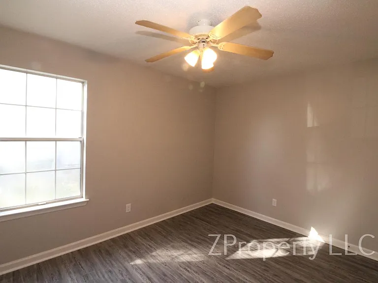 2540 Pioneer Rd SW — Photo 9