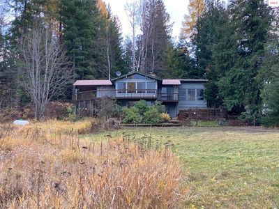 1330 Lakeshore Dr, Sagle, ID, 83860