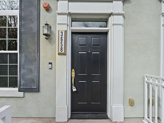 2nd image of 3658 Whitworth Dr