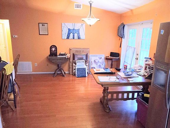 Dining room Maplewood floor