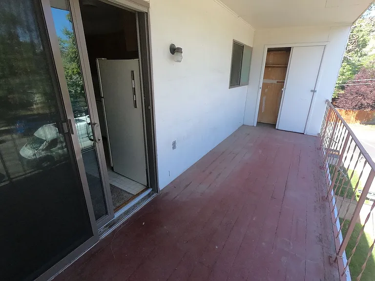 2845 Broadway Street — Photo 59