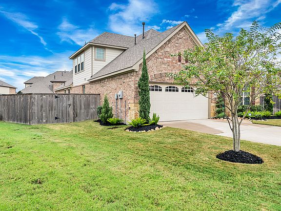 5th image of 4806 Elenas Bend Ct