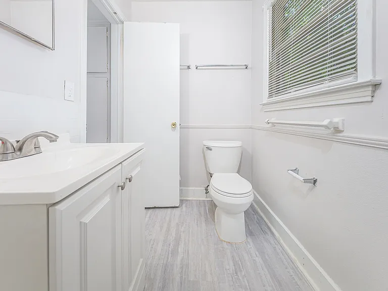 1637 Atkamire Dr — Photo 16