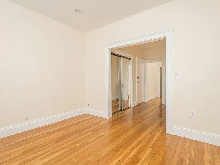 4, 8, 12 Elko Street — Photo 10