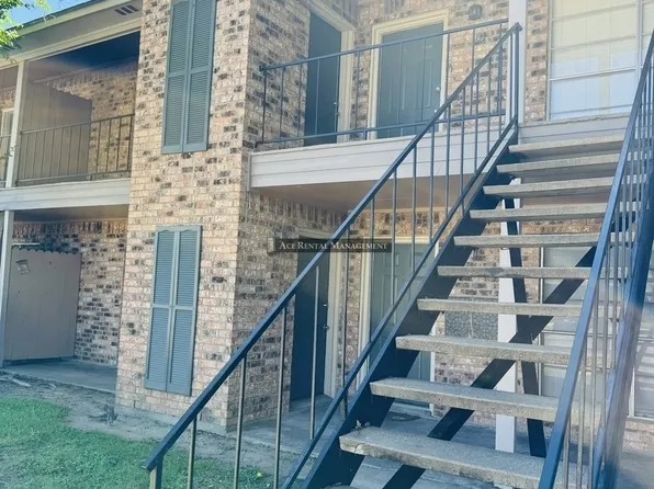 6800 Camden Ln APT 21, Groves, TX 77619
