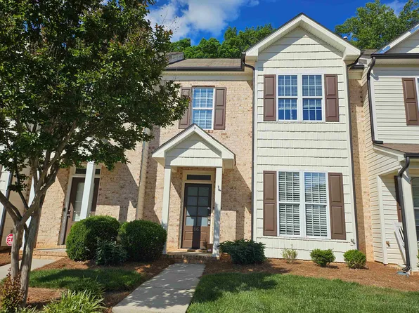 66 Nandina Dr, Greensboro, NC 27455