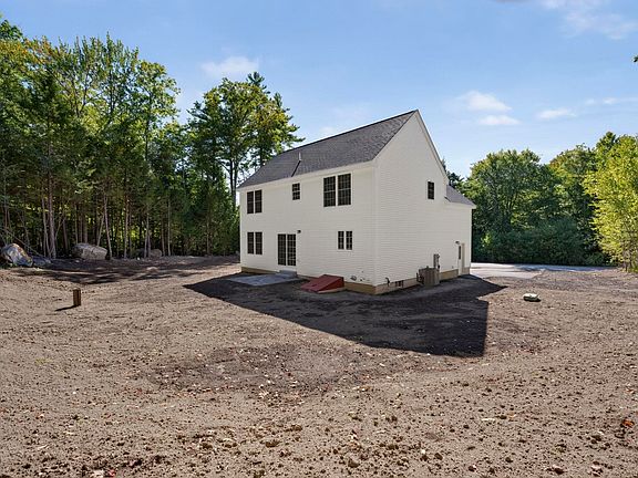 3rd image of 5 Green Ridge Road