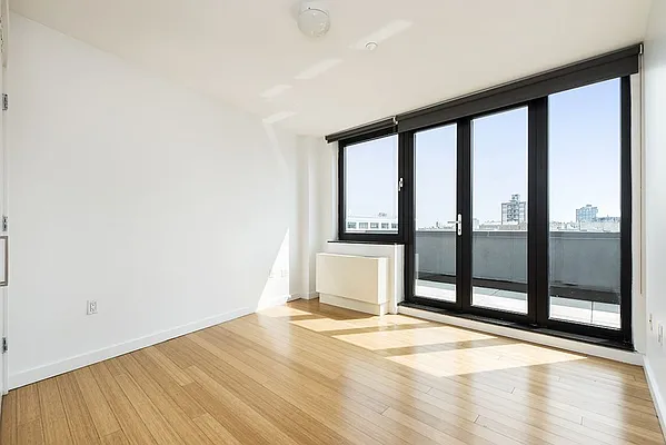 Rented by Bold New York | media 27