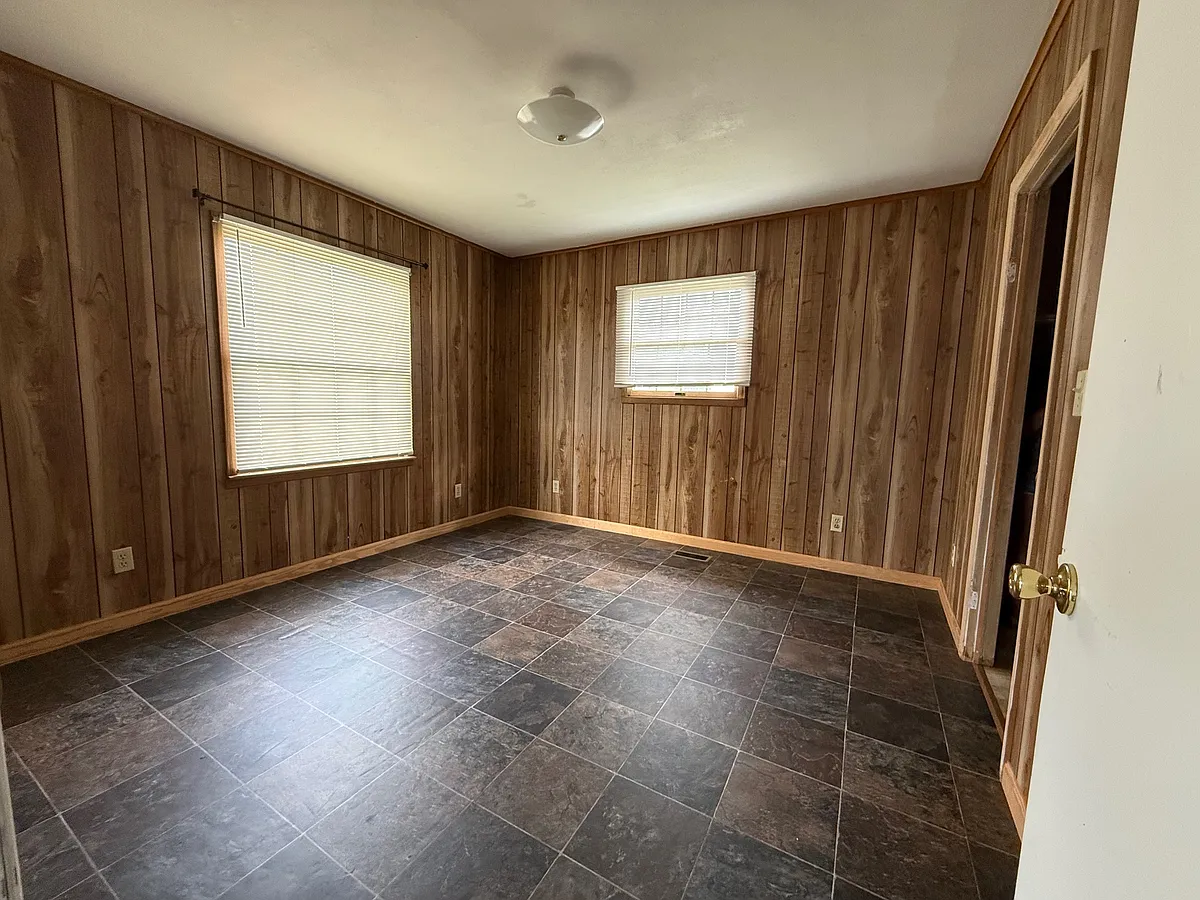 Building Photo - 308 Poplar St #B
