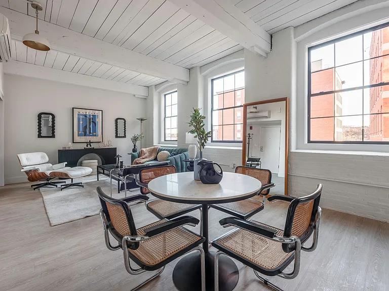 Essex St. Lofts — Photo 14
