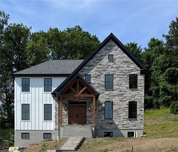 7 Holland Dr, Pittsburgh, PA, 15238