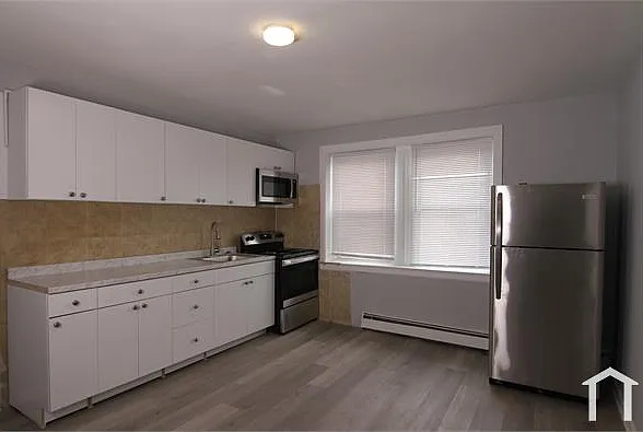 1616 Foulkrod St #B2 — Photo 3