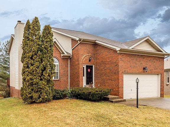 2nd image of 1085 Crimson Creek Dr