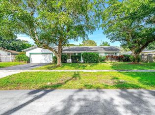 5581 SW 3rd Ct, Plantation, FL 33317