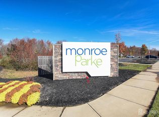 715 Stiller Ln, Monroe Township, NJ 08831