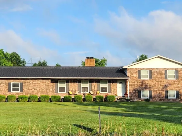 9867 N State Highway 148, Mount Vernon, IL 62864