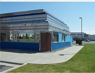 2nd image of 2816 King Ave W