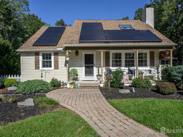 105 Meetinghouse Ln, Shamong, NJ 08088