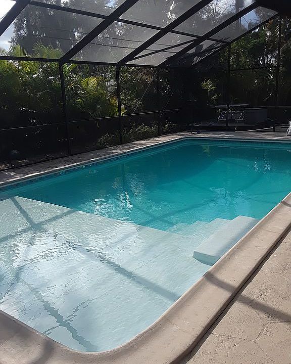 2nd image of 9 Hardee Cir S