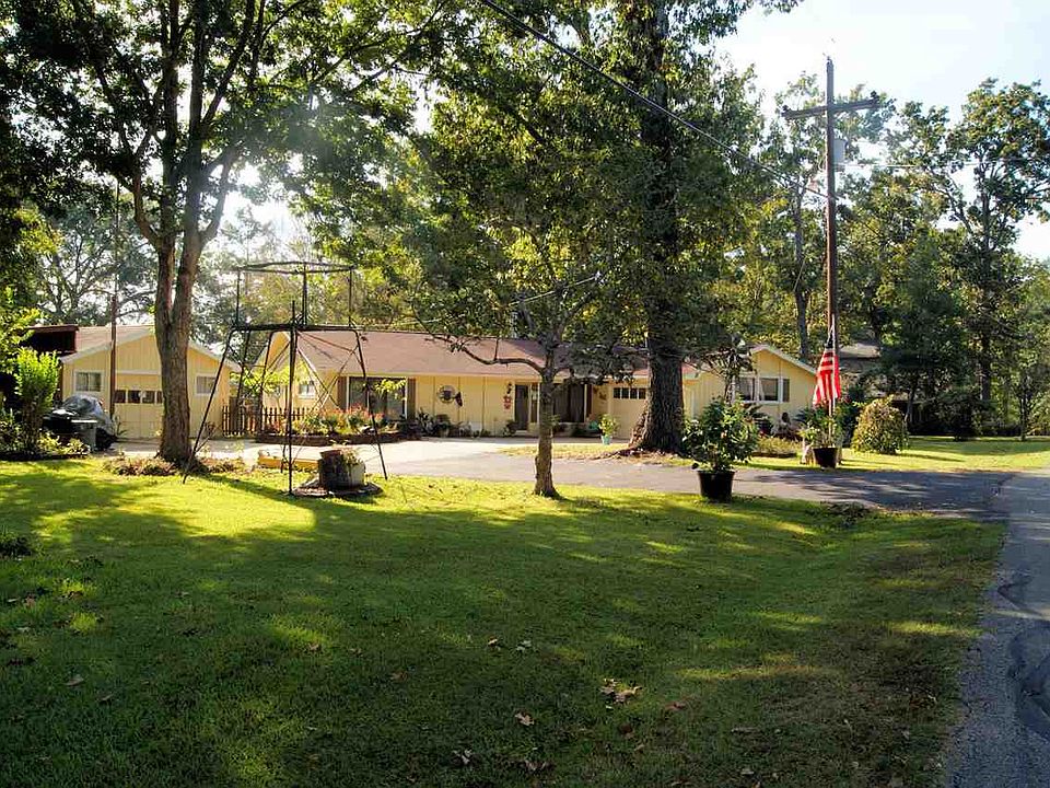 1st image of 699 Hickory Hill Dr