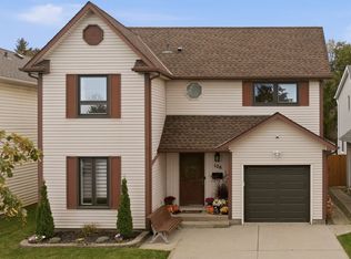 106 Saint Augustine Dr, Saint Catharines, ON L2P 3W9