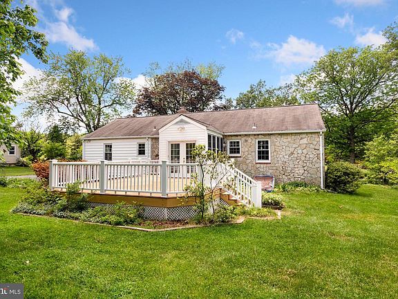 4th image of 15119 Liberty Grove Dr