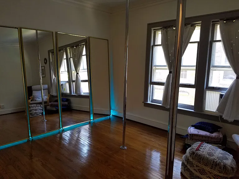 1518 E 59th St #2B — Photo 34