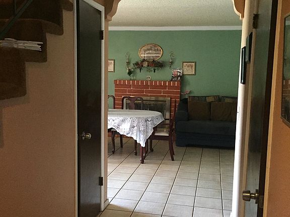 5th image of 909 N Dejoy St