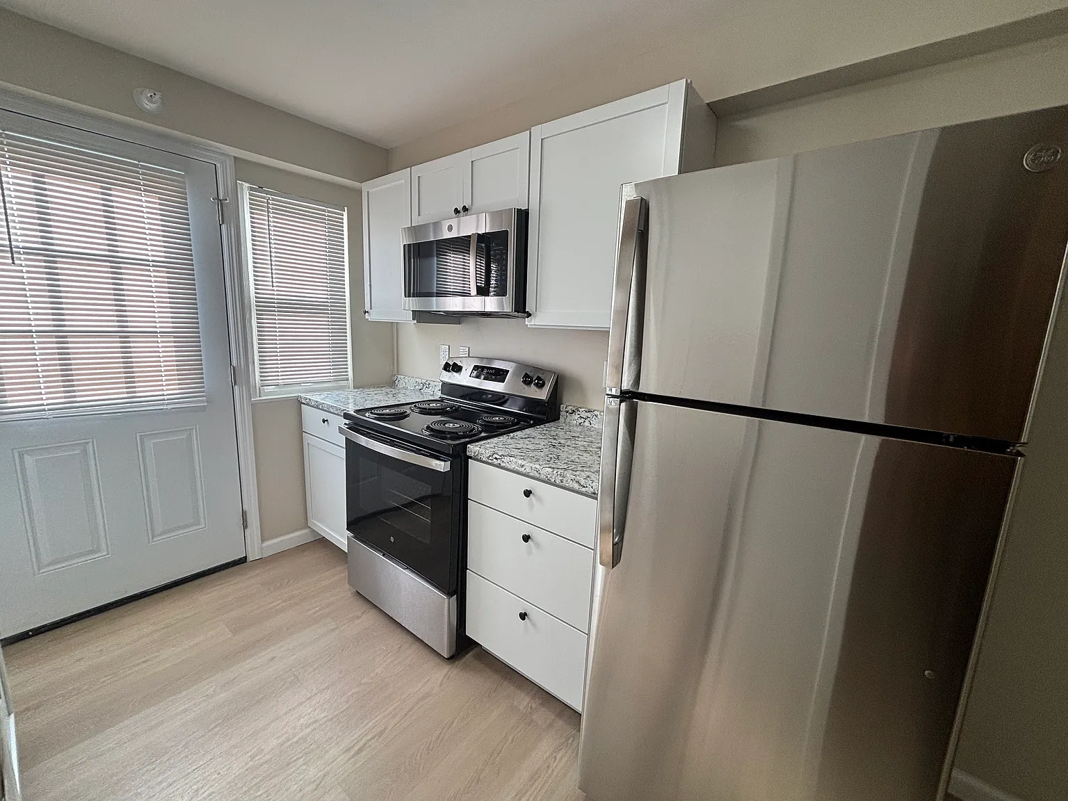 112 Viking Rd — Photo 3