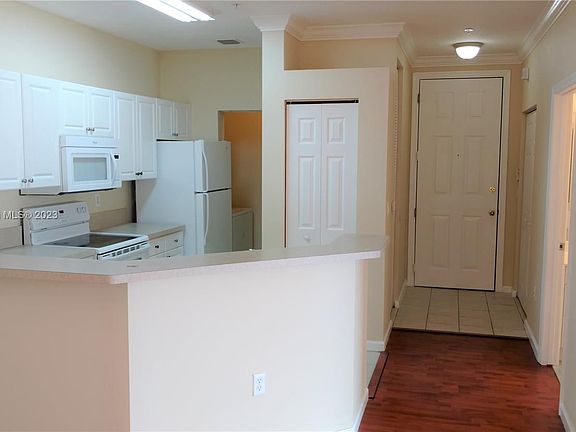 2nd image of 4508 SW 160th Ave APT 726