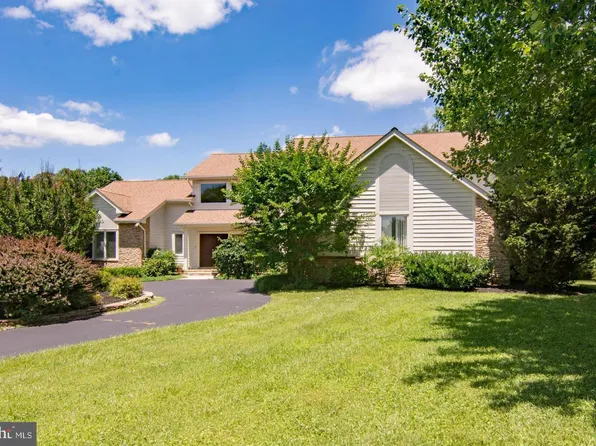 11087 Hidden Trail Dr, Owings Mills, MD 21117