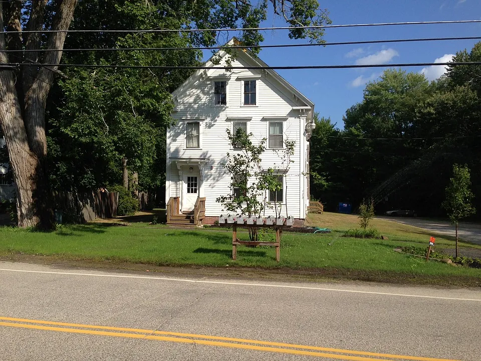 173 Main St #3
