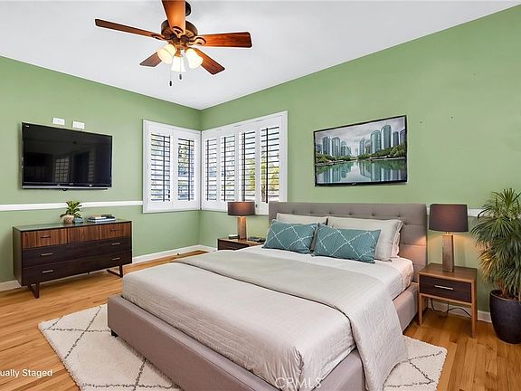 3rd image of 302 N Nora Ave
