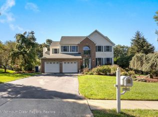 5 Roller Rd E, Ocean Twp, NJ 07712