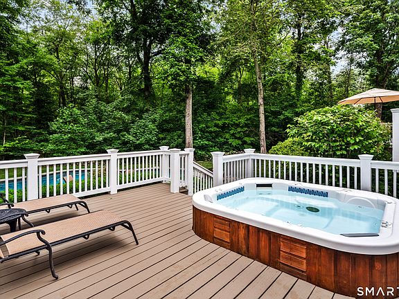 5th image of 235 Hawks Hill Road