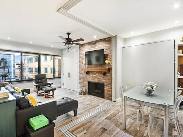 529 W 42nd St APT 8N, New York, NY 10036