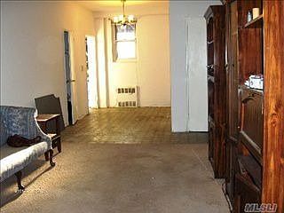 4th image of 3531 85th St APT 1H