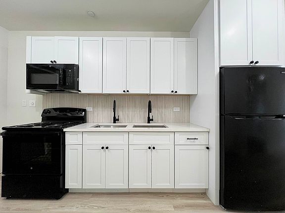 4th image of 952 Bedford Ave #1D