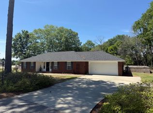 2015 Hideaway Dr, Sumter, SC 29154