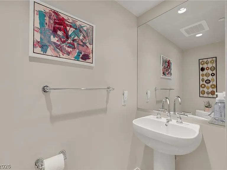322 Karen Ave #2105 — Photo 15