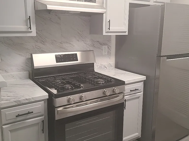 870 Hank Aaron Dr SW #1 — Photo 3