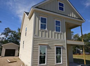 1717 Emmets Rd, Johns Island, SC 29455