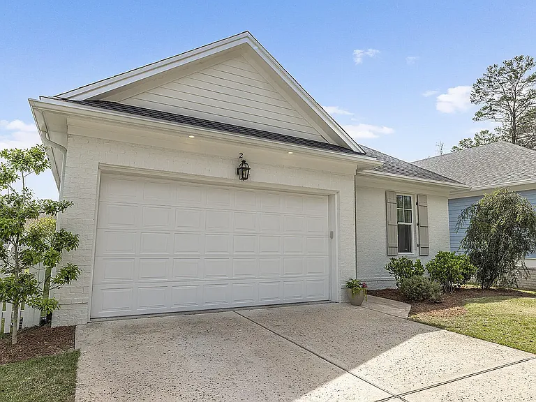 2 Front Porch Cir — Photo 31