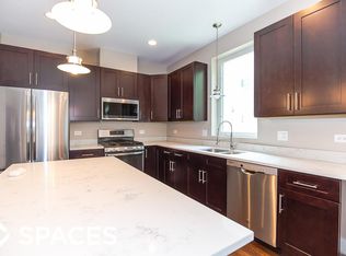 2639 W Potomac Ave, Chicago, IL 60622