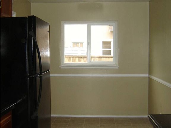 Eat in Kitchen/Breakfast nook