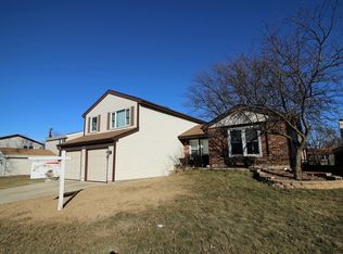 1867 Gregory Ave, Glendale Heights, IL