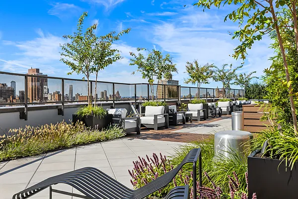 Rented by The Monterey | media 29