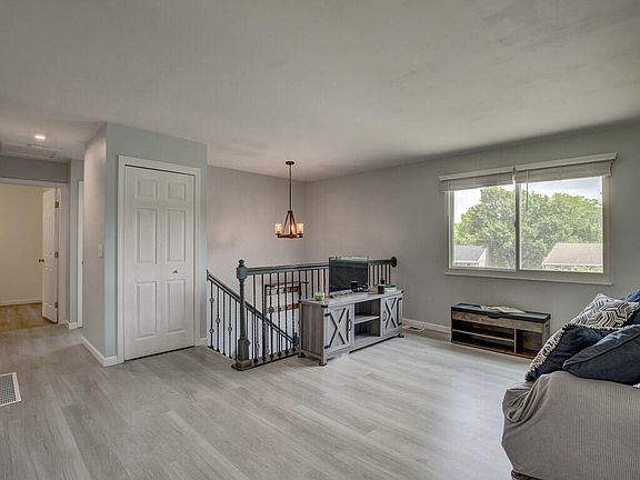 2nd image of 245 Belair Cir