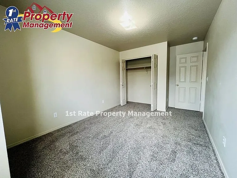 16025 N 19th St #104 — Photo 10