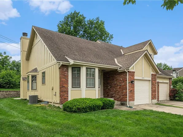 12319 W 105th Ter, Overland Park, KS 66215